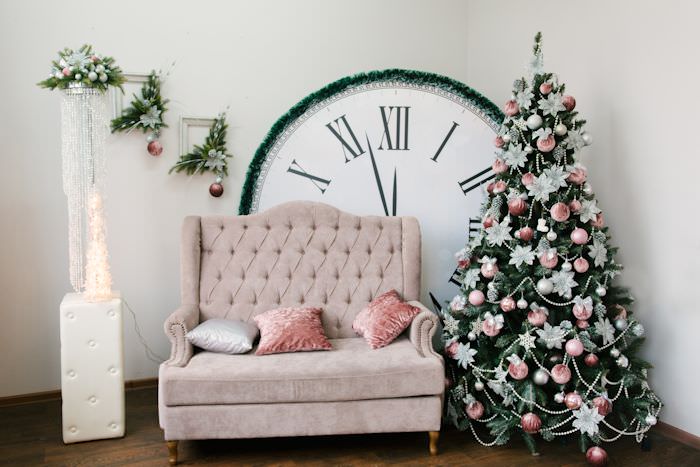 Seasonal Christmas tree with flowers