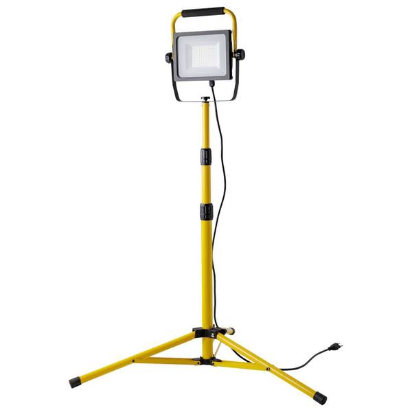 72 watt 120 volt 4,000K Cool White Yellow LED Work Light with Tripod Stand