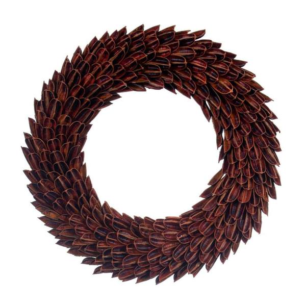 18" Brown Hemp Shell Christmas Wreath