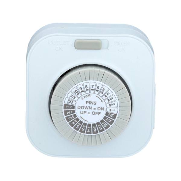Indoor 1-Outlet Daily Polarized White Mechanical Timer