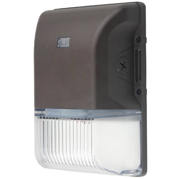 15 watt 120/277 volt Bronze CCT Selectable LED Wallpack Cube