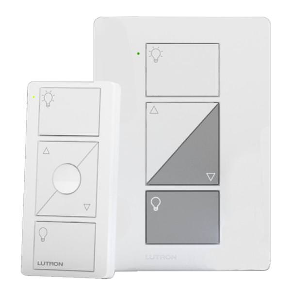 Plug-In White LED / Incandescent Smart Plug Dimmer with Remote