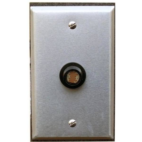 1800 watt 120 volt Flush Mount with Wallplate
