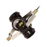 Satco 1/8 IP Threaded Bracket 4 Light Cluster Socket with Nipple