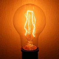 Sunlite 60 watt 120 volt A19 Medium Screw Base 3200K Nostalgic Thread Clear