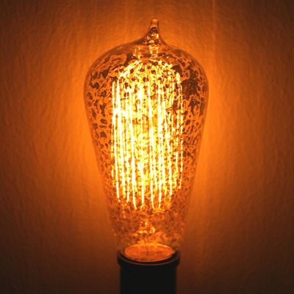 40 watt 120 volt S19 Medium Screw Base Nostalgic Thread Golden Fleck