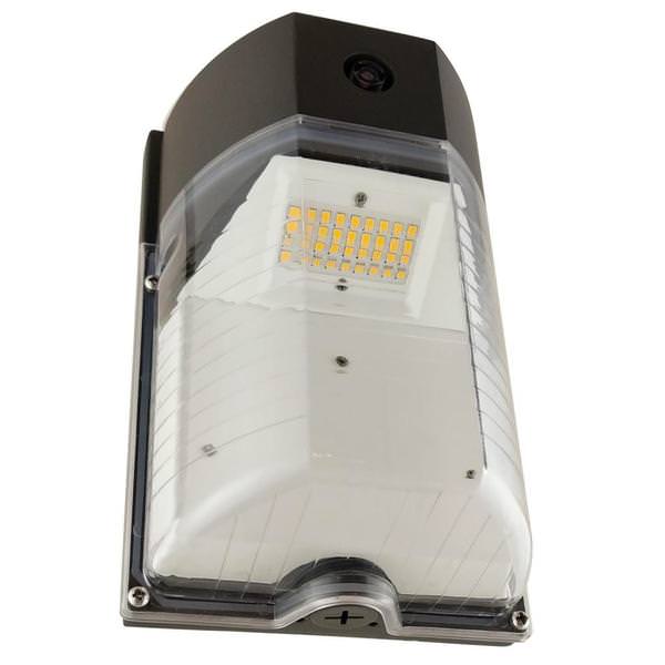 15 watt 120/277 volt 3000K Natural White LED Wallpack