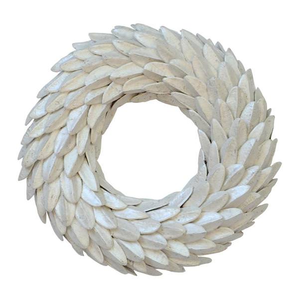 20" Artificial White Aster Bean Christmas Wreath