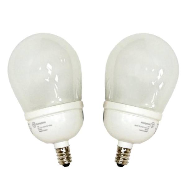 9 watt 120 volt Candelabra Screw Base 6500K Daylight CFL (2 pack)