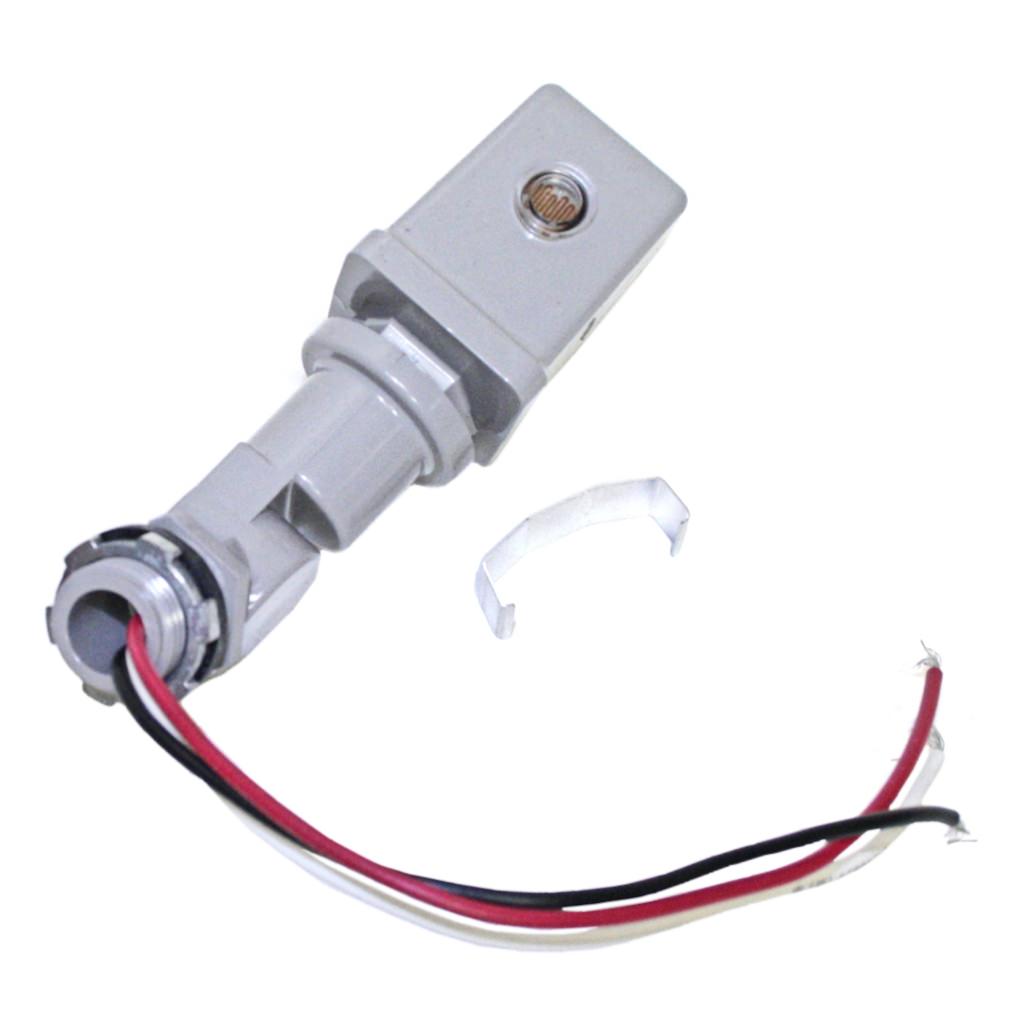 208/277 volt 15 amp Stem Mount with Swivel Photo Control 1