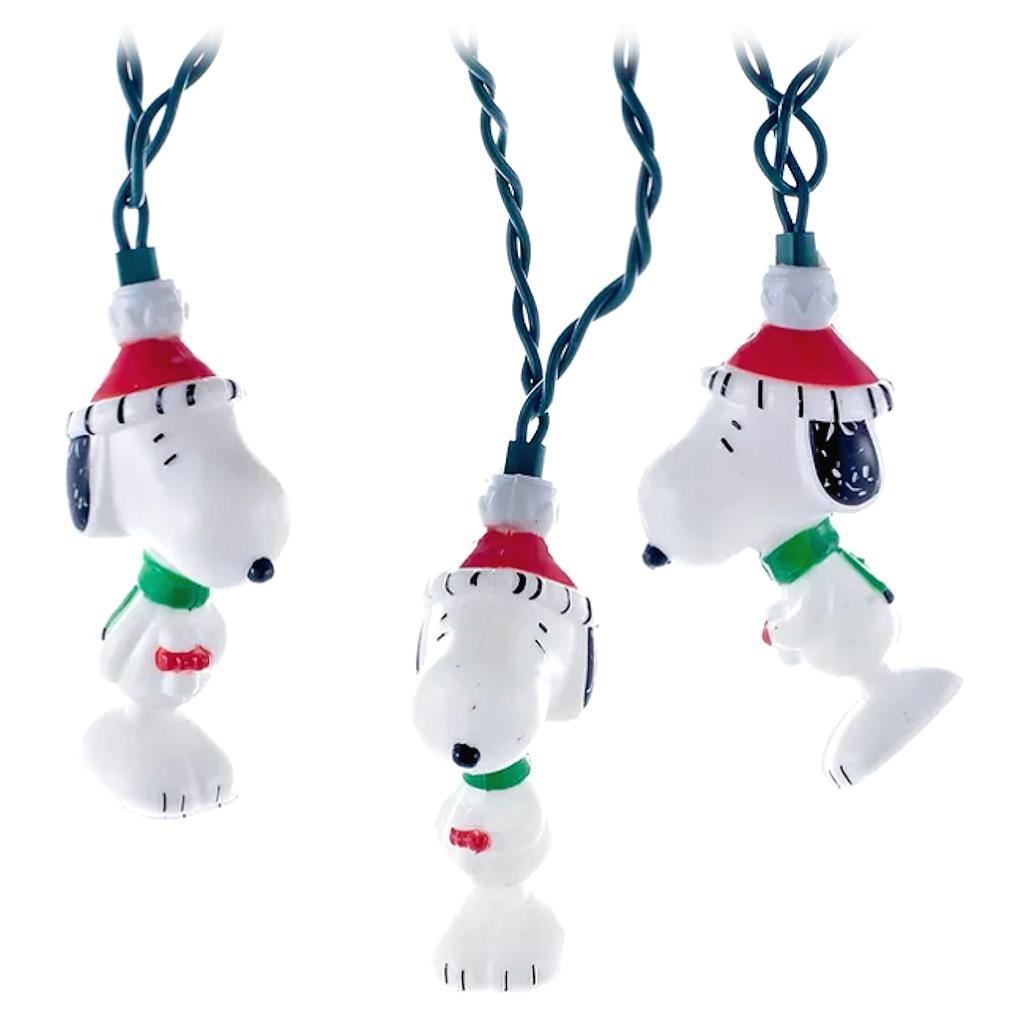 10 Light 11' Green Wire Peanuts Snoopy String Set 1