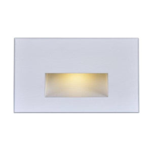5 watt 120 volt 3000K White Horizontal Dimmable LED Step Light 1