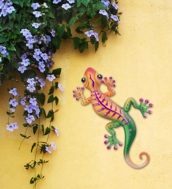 12" Stripe Magenta Gecko Wall Decor 2