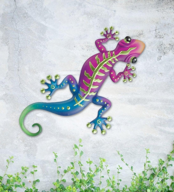 18" Stripe Green Gecko Decor 2