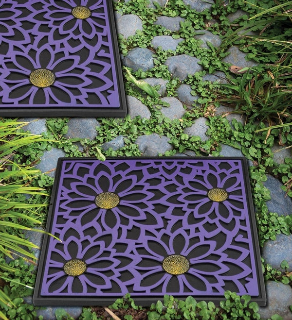 12" Daisy Stepping Stone 3