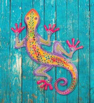 24" Maha Yellow Gecko Decor 2