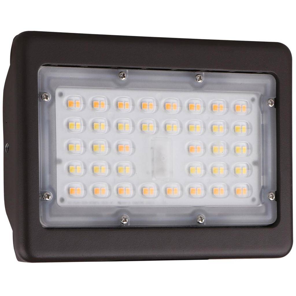 30 watt 100/277 volt CCT Selectable Bronze LED Floodlight 1