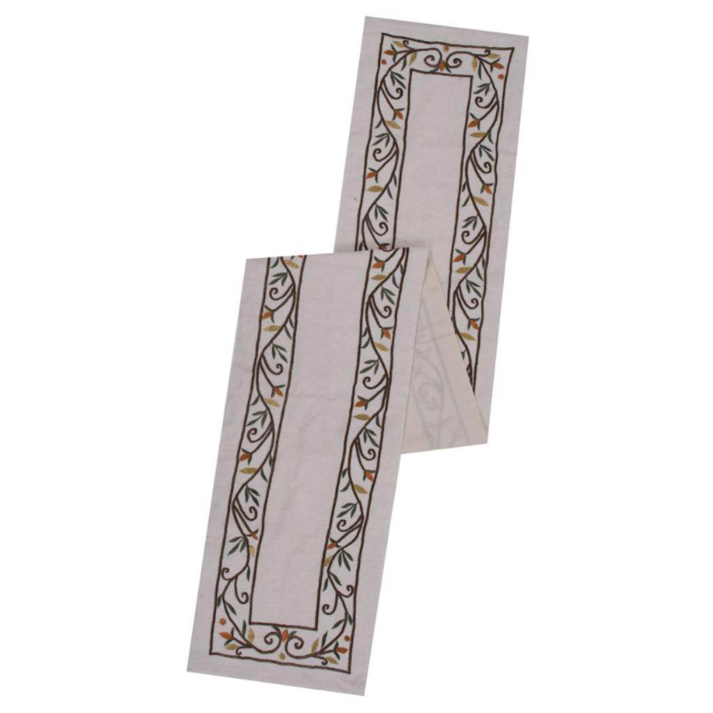 14" x 90" Harvest Border Table Runner 1