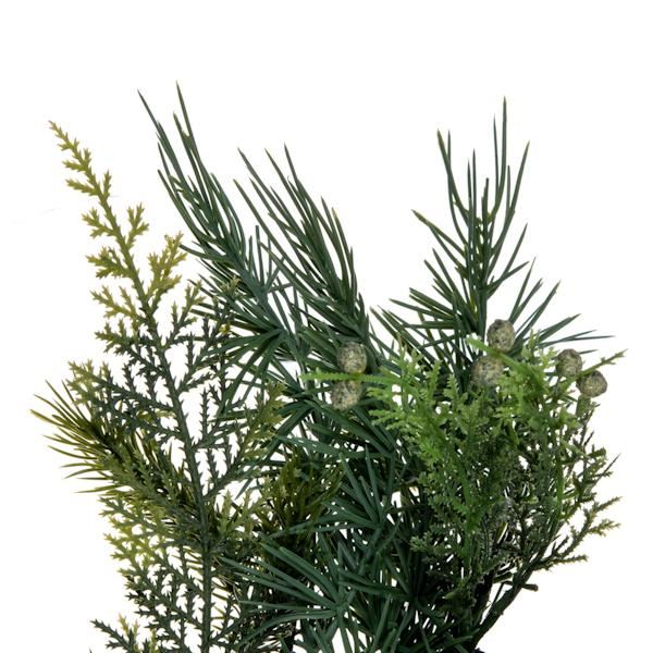 28" Mixed Fern Cedar Wreath 3