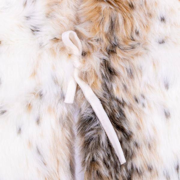 72" Snow Lynx Faux Fur Tree Skirt 3