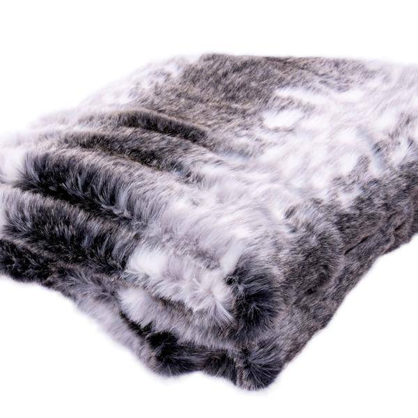 60" Arctic Faux Fur Tree Skirt 4
