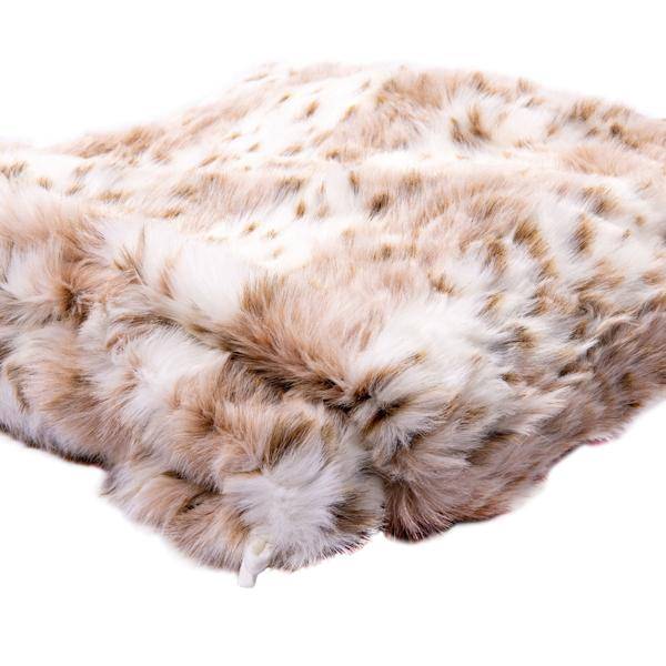 72" Iberian Faux Fur Tree Skirt 4