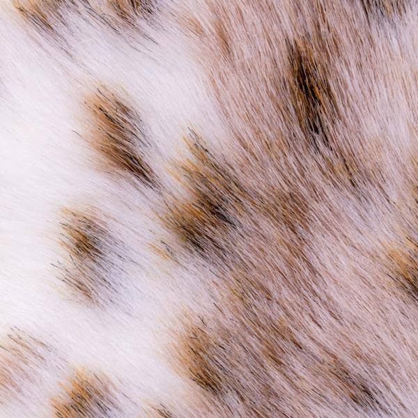 18"x18" Iberian Faux Fur Pillow 3