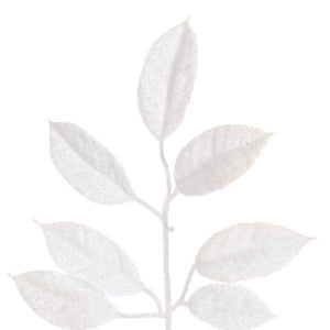 24" Artificial White Gardenia Snowy Wreath 2