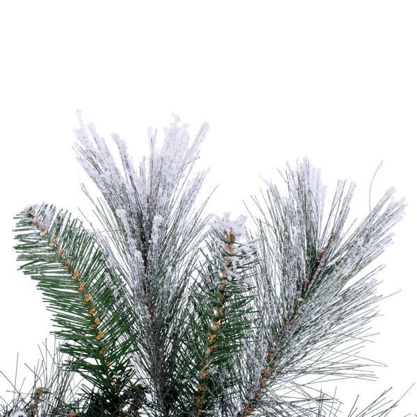30" Flocked Jackson Pine Wreath Unlit 2