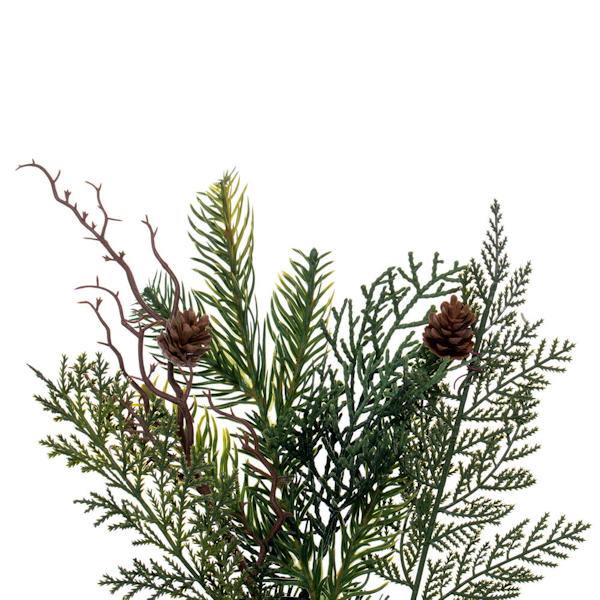 26" Green Mixed Cedar Pine Unlit Wreath 2