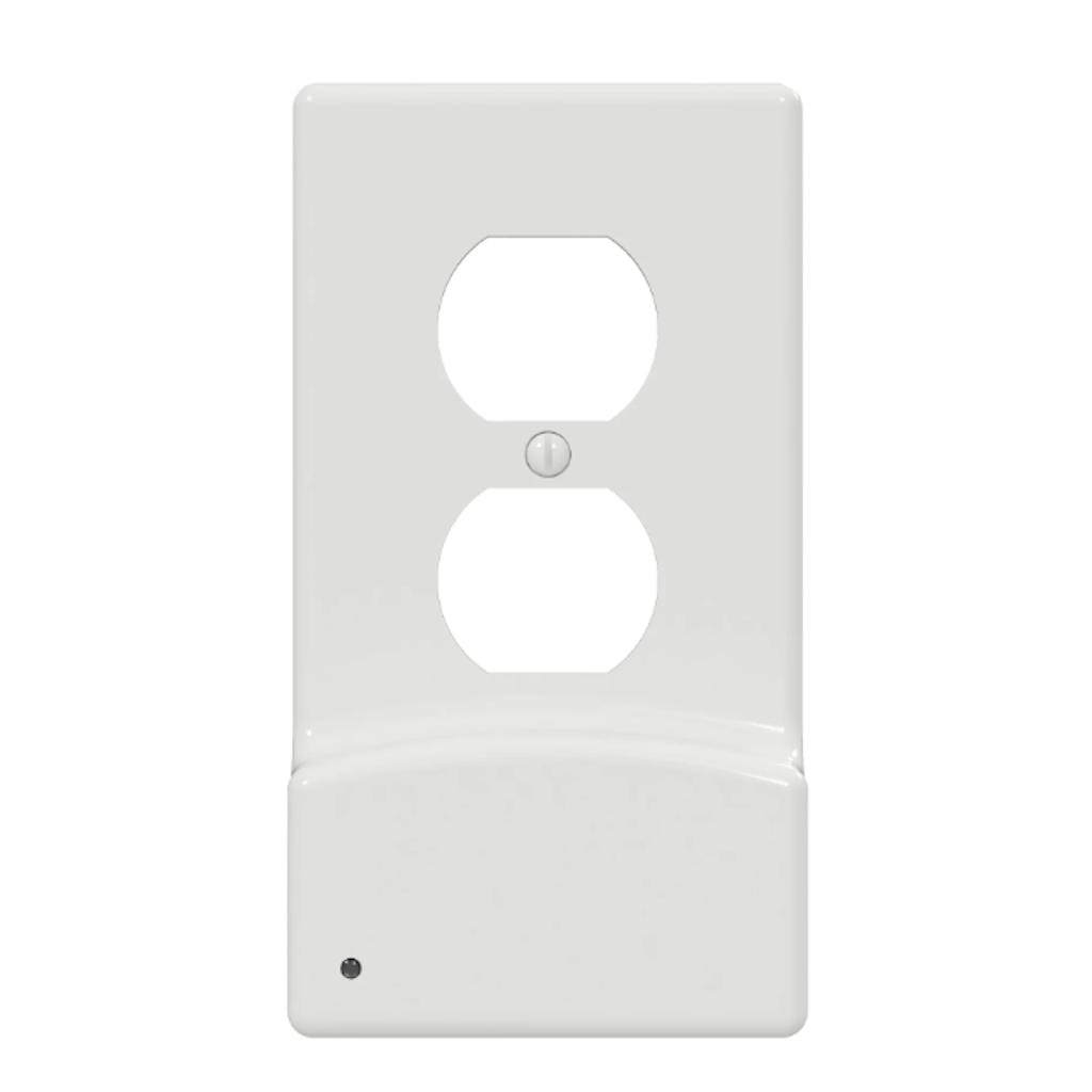LumiCover Dual USB Dusk to Dawn White Nightlight Wallplate 1