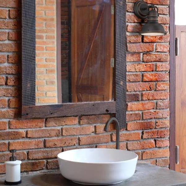 1 Light Oil Rubbed Bronze Wall Light Fixture 2